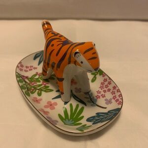Fat Face Orange and White Tiger Figurine with Floral Tray